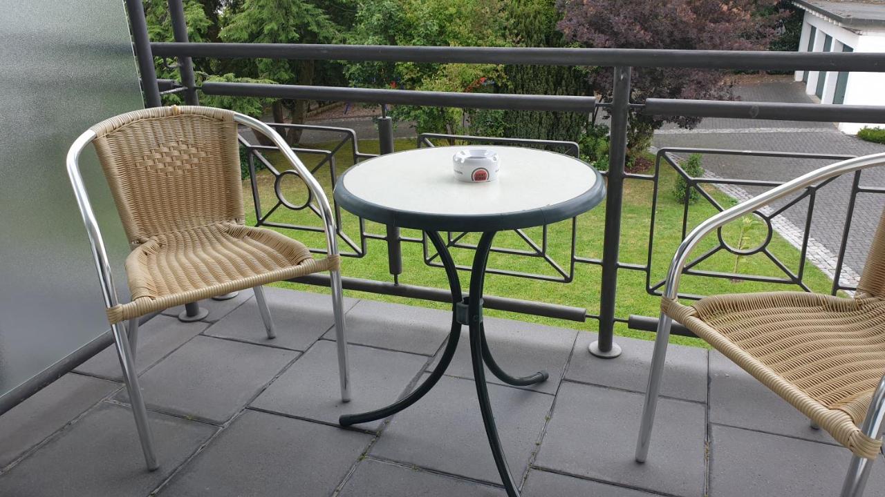 Hotel 宁布雷希特 外观 照片