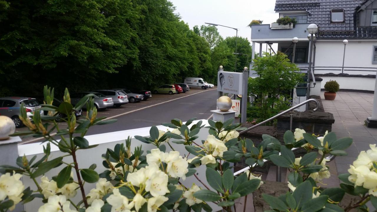 Hotel 宁布雷希特 外观 照片