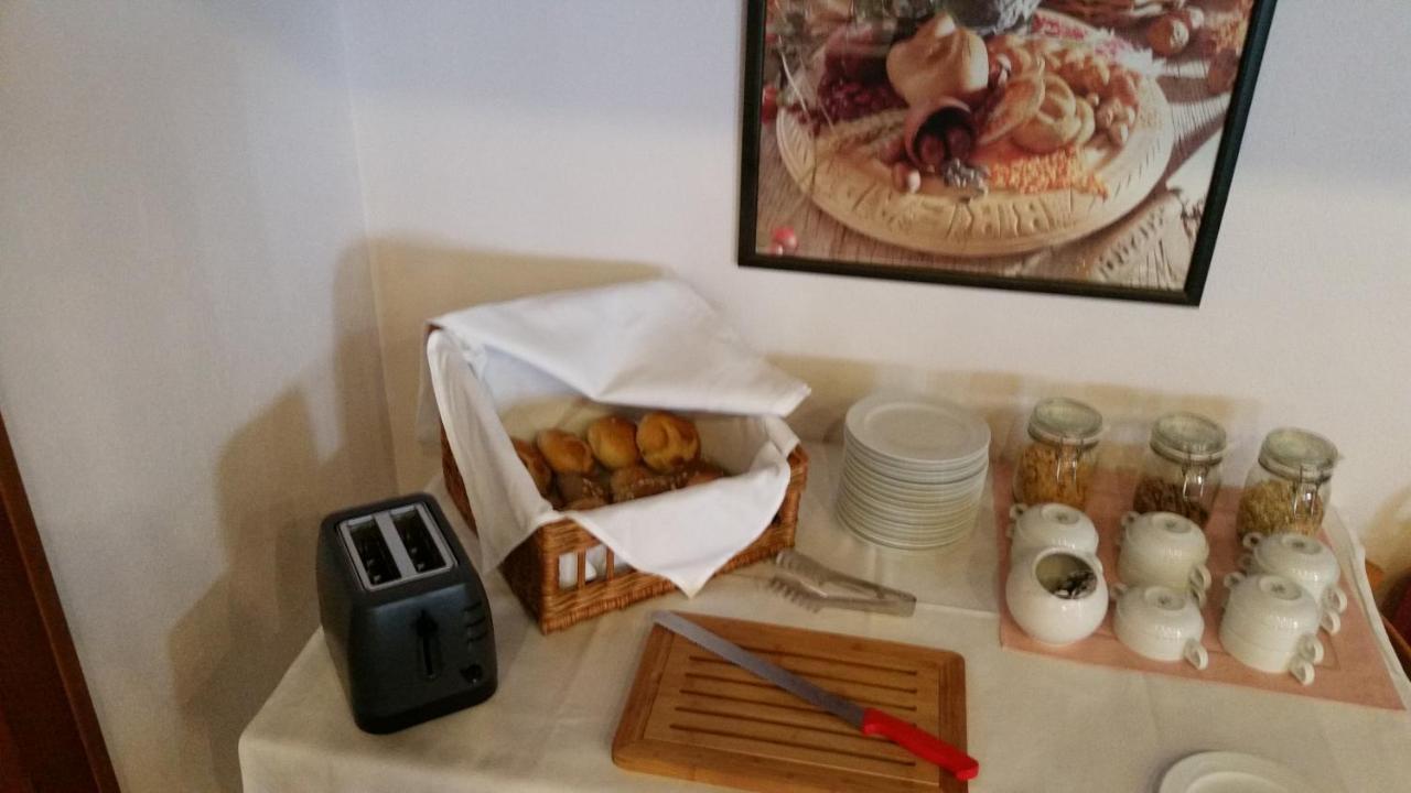 Hotel 宁布雷希特 外观 照片